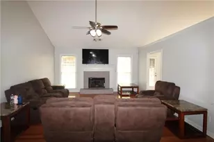 3374 Mosswood Ln, Rex, GA 30273 - Photo 7