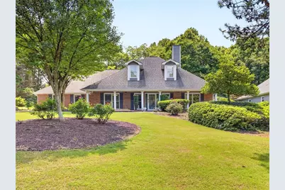1650 Peachcrest Drive, Lawrenceville, GA 30043 - Photo 3