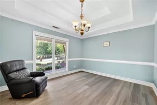 1650 Peachcrest Dr, Lawrenceville, GA 30043 - Photo 11