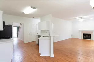 1607 Tunbridge Ln, Lawrenceville, GA 30043 - Photo 9