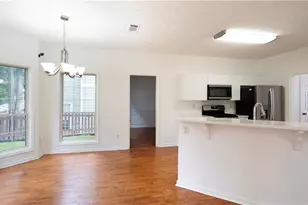 1607 Tunbridge Ln, Lawrenceville, GA 30043 - Photo 11