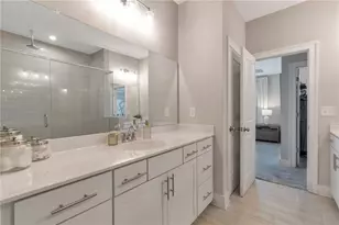 564 Ember Ln NW, Atlanta, GA 30318 - Photo 25