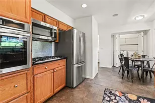 2632 Laurel Ridge Dr, Decatur, GA 30033 - Photo 5