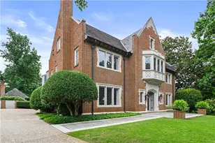 369 Pine Tree Dr NE, Atlanta, GA 30305 - Photo 5