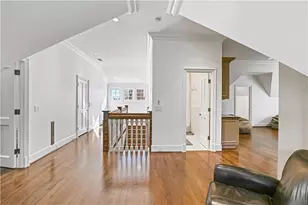 369 Pine Tree Dr NE, Atlanta, GA 30305 - Photo 61