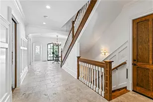 369 Pine Tree Dr NE, Atlanta, GA 30305 - Photo 19