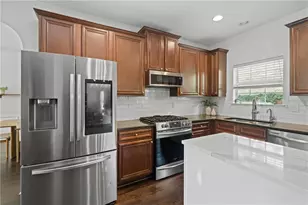 137 Farm Valley Dr, Canton, GA 30115 - Photo 11