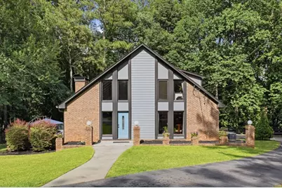 1605 Saint Tropez Way, Atlanta, GA 30350 - Photo 3