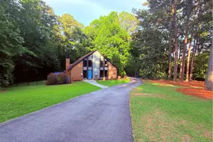 1605 St Tropez Way, Atlanta, GA 30350 - Photo 3