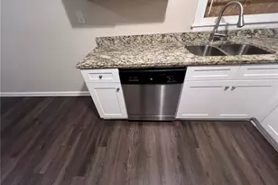2004 Shamrock Dr, Decatur, GA 30032 - Photo 3