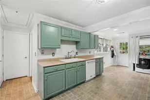 975 South Ave, Forest Park, GA 30297 - Photo 13