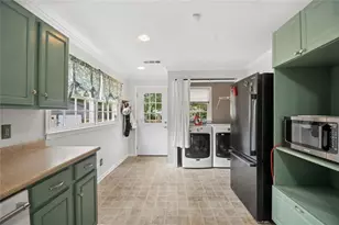 975 South Ave, Forest Park, GA 30297 - Photo 15