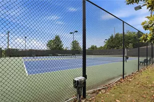 5925 Overlook Club Cir, Suwanee, GA 30024 - Photo 37