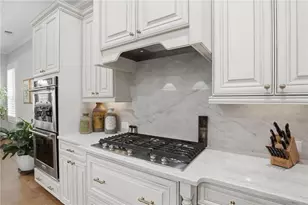 5925 Overlook Club Cir, Suwanee, GA 30024 - Photo 13