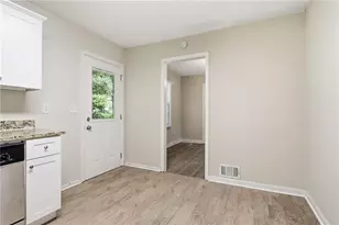 1068 Longshore Dr, Decatur, GA 30032 - Photo 13