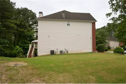 385 Simonton Crest Drive, Lawrenceville, GA 30045 - Photo 5
