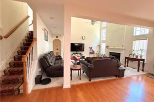 385 Simonton Crest Dr, Lawrenceville, GA 30045 - Photo 13