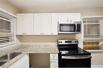 1877 Selwyn Drive, Decatur, GA 30035 - Photo 7