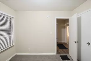 1877 Selwyn Dr, Decatur, GA 30035 - Photo 13