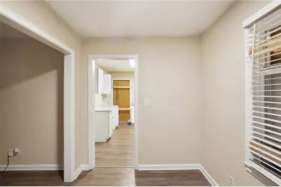 1877 Selwyn Drive, Decatur, GA 30035 - Photo 5