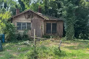 576 Cleveland St, Macon, GA 31206 - Photo 1
