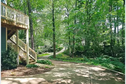 495 Nottingham Drive, Marietta, GA 30066 - Photo 3