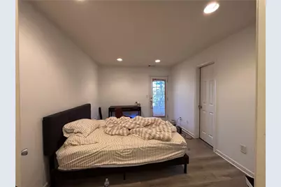 1161 Liberty Parkway NW, Atlanta, GA 30318 - Photo 9