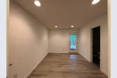 1161 Liberty Parkway NW, Atlanta, GA 30318 - Photo 7