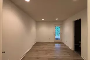 1161 Liberty Pkwy NW, Atlanta, GA 30318 - Photo 7