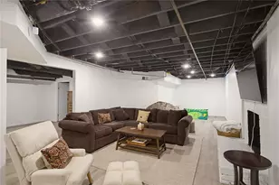 6651 Castleton Dr, Atlanta, GA 30328 - Photo 25