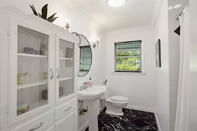 6651 Castleton Drive, Atlanta, GA 30328 - Photo 23