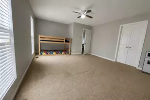 828 Tradd Ct, Stone Mountain, GA 30087 - Photo 7