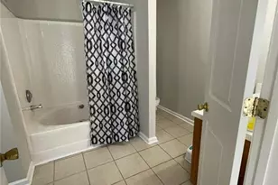 828 Tradd Ct, Stone Mountain, GA 30087 - Photo 11