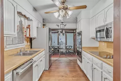 6238 Forrest Avenue, Union City, GA 30291 - Photo 11