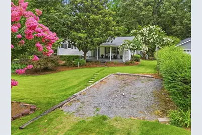 1784 W Elmwood Dr, Acworth, GA 30102 - Photo 45