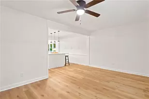 1784 W Elmwood Dr, Acworth, GA 30102 - Photo 5