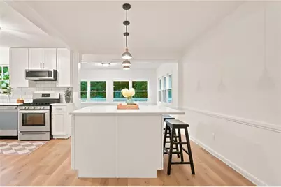 1784 W Elmwood Dr, Acworth, GA 30102 - Photo 9