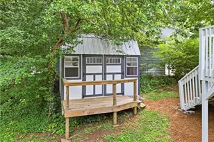 1784 W Elmwood Dr, Acworth, GA 30102 - Photo 49
