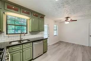 265 Peachtree Ln, Newnan, GA 30265 - Photo 7