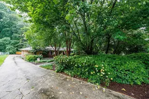 2345 Echo Hills Cir NE, Atlanta, GA 30345 - Photo 57