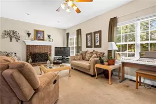 4605 Rivers Edge Dr, Gainesville, GA 30506 - Photo 5