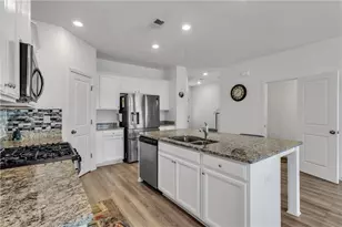 515 Sausalito Walk, Suwanee, GA 30024 - Photo 9