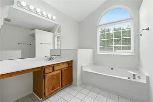 559 Rivulett Ct, Lawrenceville, GA 30043 - Photo 17