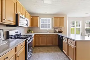 512 Stoneland Pl, Lawrenceville, GA 30046 - Photo 17