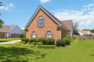 512 Stoneland Pl, Lawrenceville, GA 30046 - Photo 3