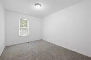 1324 Hollenbeck Ln, Riverdale, GA 30296 - Photo 15