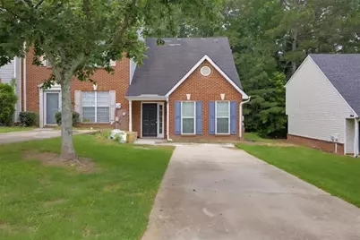 1324 Hollenbeck Lane, Riverdale, GA 30296 - Photo 1