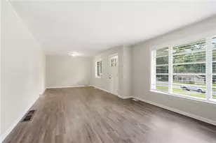 2881 Treadway Dr, Decatur, GA 30034 - Photo 9