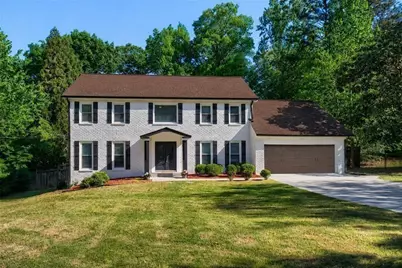 2368 Fenhurst Place, Dunwoody, GA 30338 - Photo 1