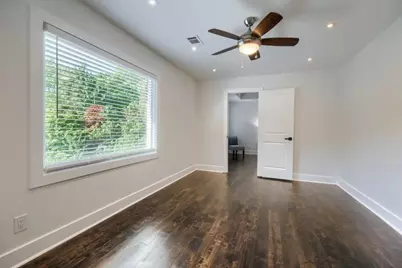 2368 Fenhurst Place, Dunwoody, GA 30338 - Photo 17